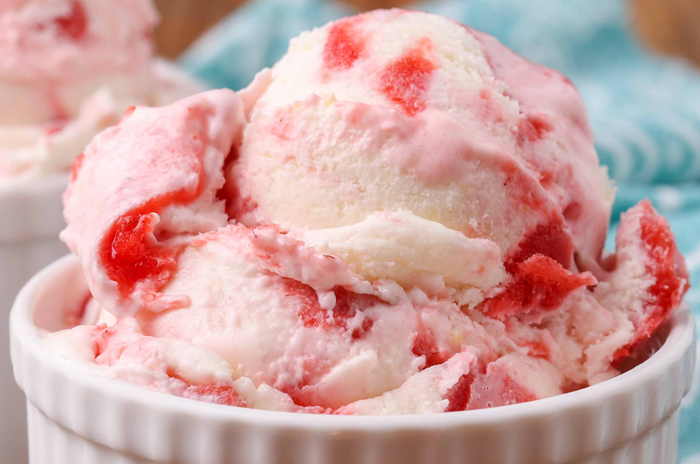 Selbstgemachtes Erdbeer-Vanille-Eis: Das beste Gourmet-Duo des Sommers ...